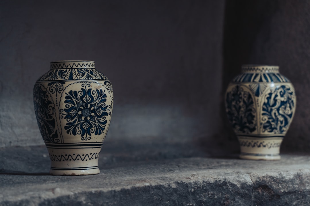 You are currently viewing 【全瓷冠缺點】全瓷冠缺點與優勢比較：美觀、耐用與風險評估