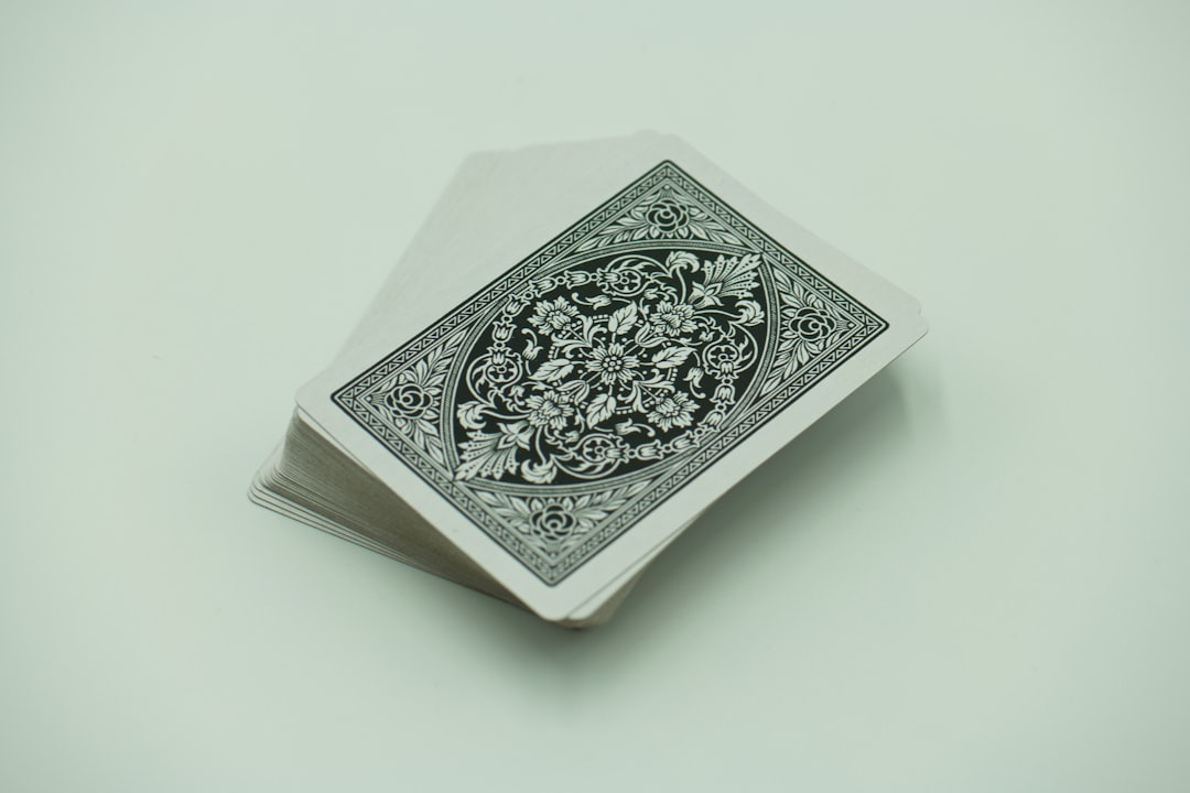 You are currently viewing 【陶瓷貼片 推薦】陶瓷貼片推薦清單：根據需求挑選最適合的材質與醫師