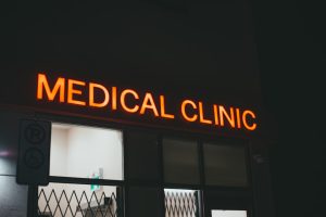 Read more about the article 醫美診所評價可信嗎？如何看懂Google評論與論壇心得的真偽